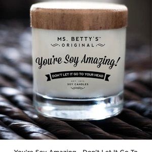 Ms Betty’s soy candle
